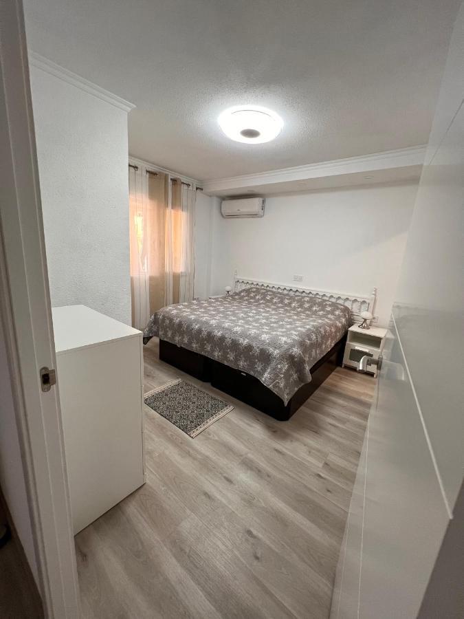 Orihuela Costa 3 Bdr Condo On La Zenia Beach With Patio المظهر الخارجي الصورة