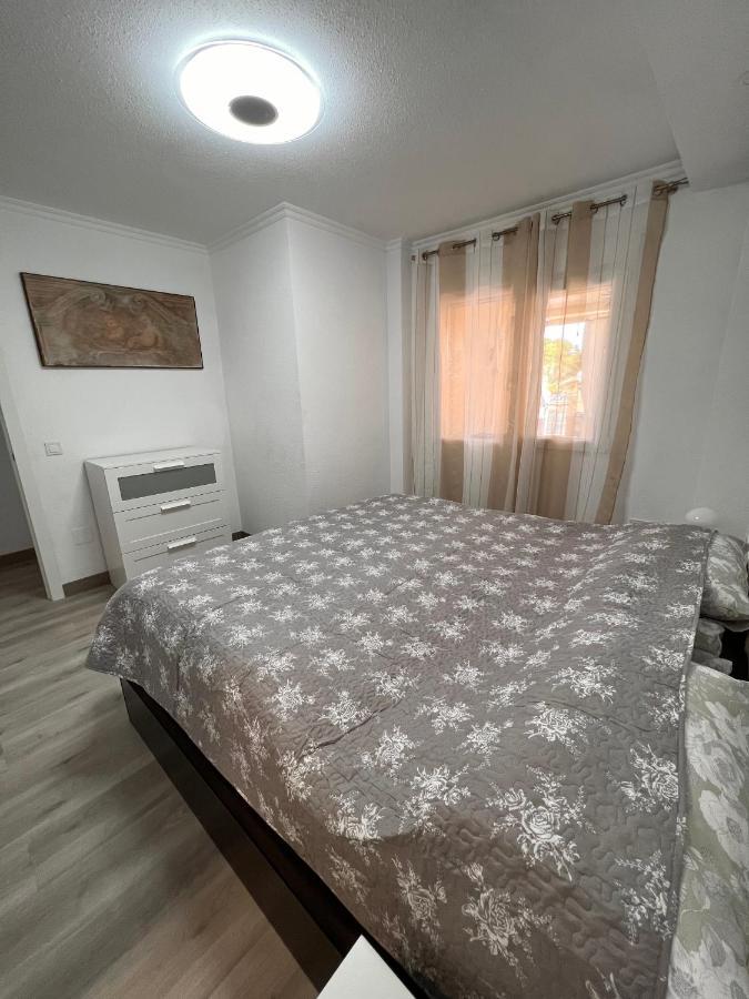 Orihuela Costa 3 Bdr Condo On La Zenia Beach With Patio المظهر الخارجي الصورة
